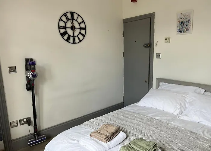 C41-Cozy Studio Flat In Finchley Central